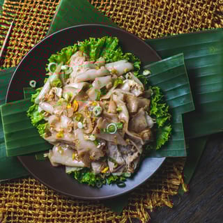 VG Bai Tong Special Noodles